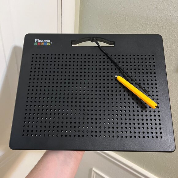 Picasso Tiles - Magnetic Drawing Board - 2 in 1 - Alphabet & Free Style - abc - Picture 2 of 4